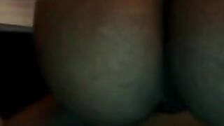 She wanted to show her big ass to all the chat