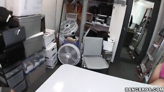 A man changed his wife for a cleaner at work, it was close