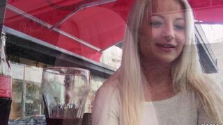 Private casting with a sexy blonde that has a great sex skills