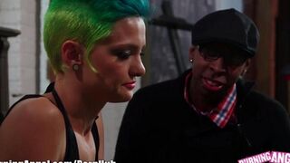 Emo blonde with a hot ass fucked in anal sex