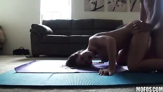 A guy fucked his sister at home without using any protection