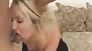Hot blonde and her mouth-watering ass - Eporn