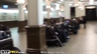 Pikaper hooked a Russian chick in the toilet and fucked her