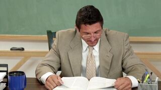 Student gets a good mark after sucking her teacher’s dick
