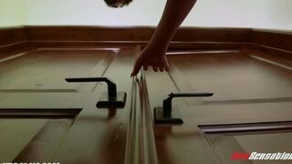 A man fucks a daughter, teaching her to ride