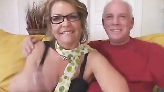 The old man gave his wife to a student to caress