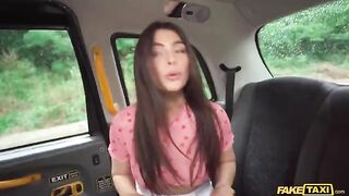 An angry Latina girl got fucked in the car for revenge