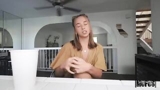 A girl gave a blowjob in the car, it went too far