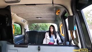 Guy picked up sexy Italian brunette and fucked her in the car