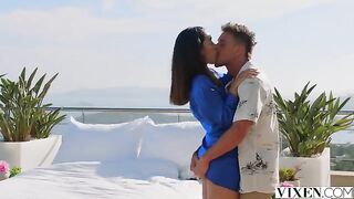 Crash a party and enjoy outdoor romantic sex with a brunette