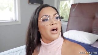 A landlady got fucked instead of repairing the house