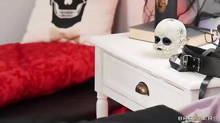 The mischievous MILF is getting fucked by her bossy Goth in a threesome