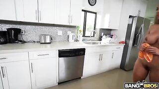 A hot maid is doing cleaning without any clothes on