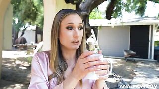 A mature woman got a lot of pleasure from anal sex