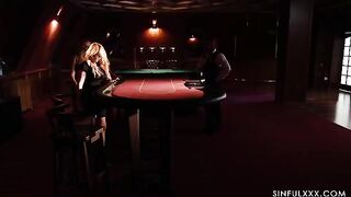 The girls satisfy the man in the dark of passion with their skilful mouths