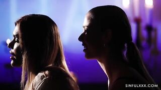 Romantic sex with a guy and two girls in an amazing threesome
