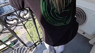 His dick won't fit in my mouth! - Keilabassi77