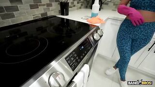 The minx is a professional in her craft, showcasing incredible skills