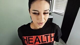 A goth girl felt the power of an impressive cock