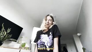 Show us what you can do with your mouth, babe