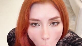 How to greet a cock - master class with a passionate redhead