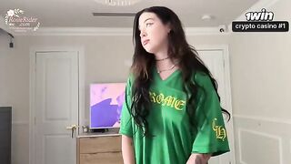 Fella fucked his girlfriend in doggy style position