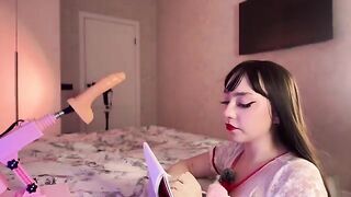 The girl has an experiment with a device to achieve multiple orgasms