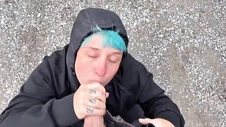 I’m so hungry I can barely hold back, damn it