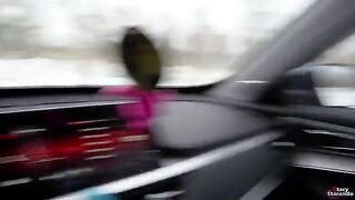 No money for taxi? No problem, pay in kind with a passionate blowjob