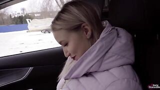 No money for taxi? No problem, pay in kind with a passionate blowjob