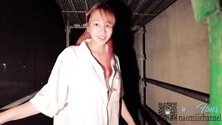 I peed on the girl's pussy at the construction site, then fucked her