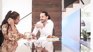 Therapist invited the client to her house for a romantic dinner